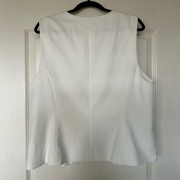 H&M Tailored XL Cream Vest with Black Buttons - Picture 3 of 4